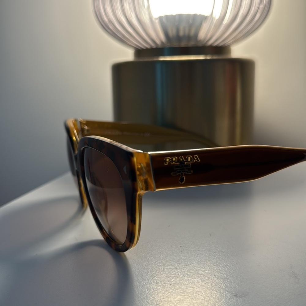 Prada Brown Tortoiseshell Cat Eye Sunglasses (Gradient Lens) - Picture 2 of 7